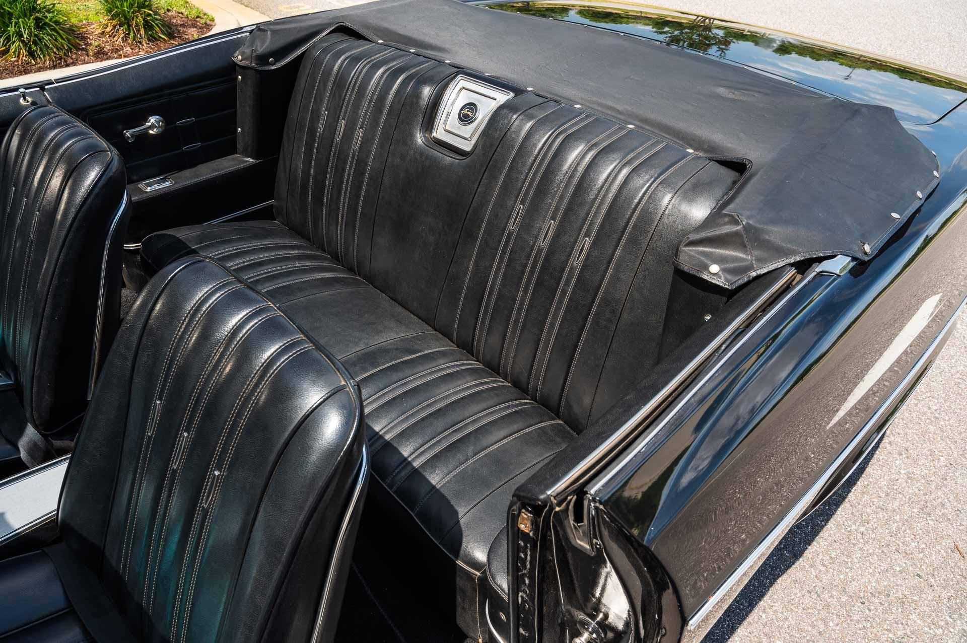 1971 Oldsmobile Cutlass - Image 16