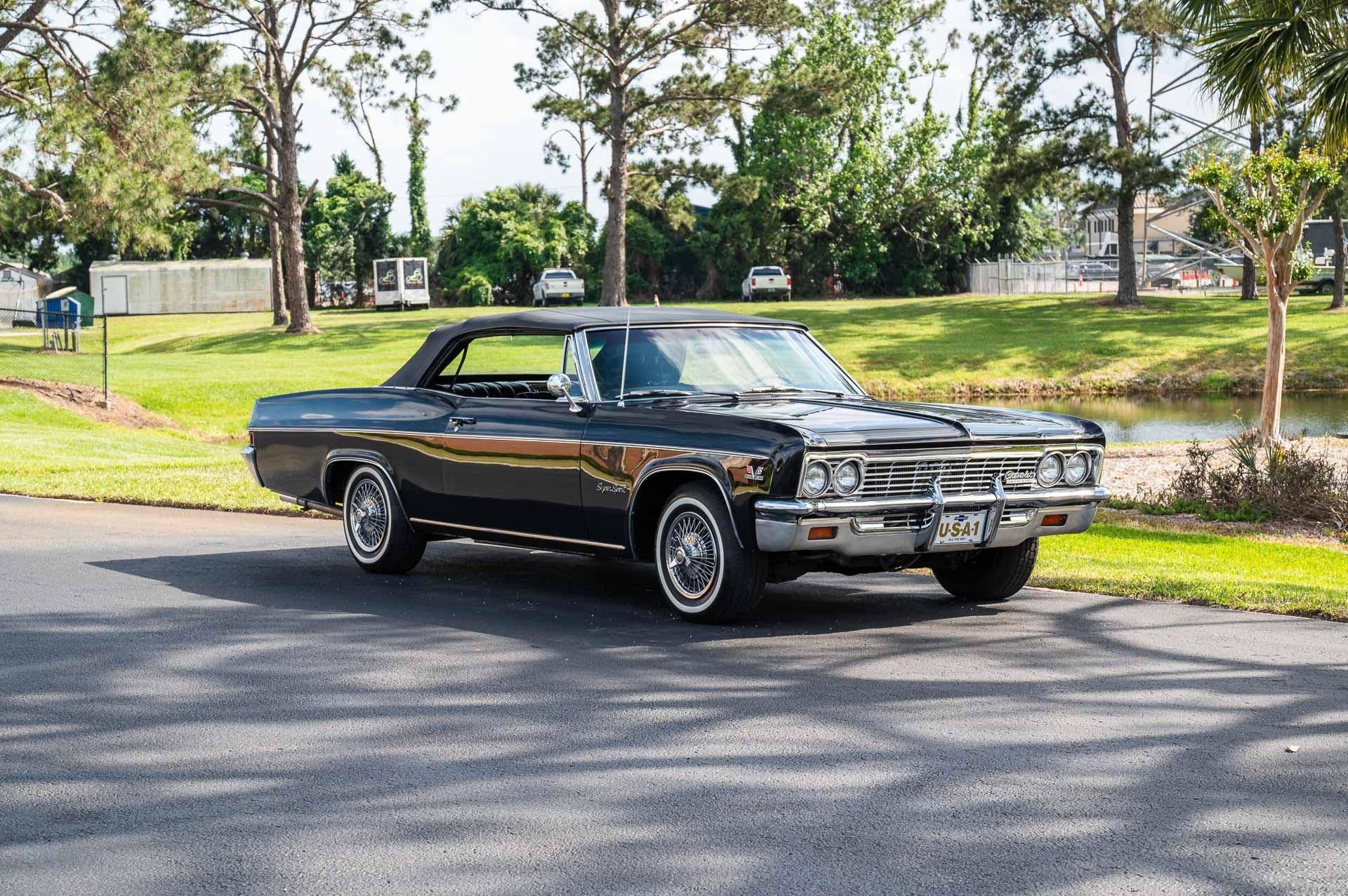 1971 Oldsmobile Cutlass - Image 2